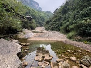 jindaoxia hiking chongqing